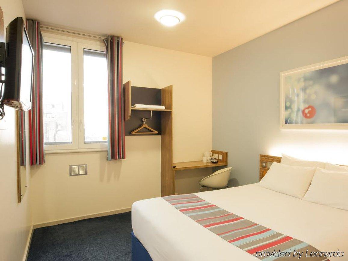 Travelodge London Covent Garden المظهر الخارجي الصورة