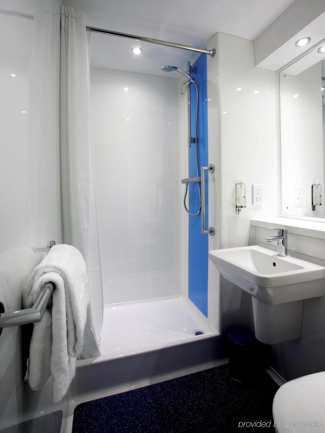 Travelodge London Covent Garden المظهر الخارجي الصورة