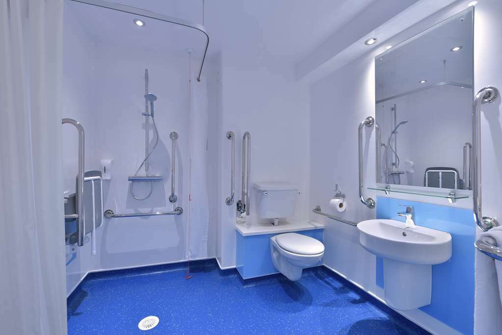 Travelodge London Covent Garden الغرفة الصورة