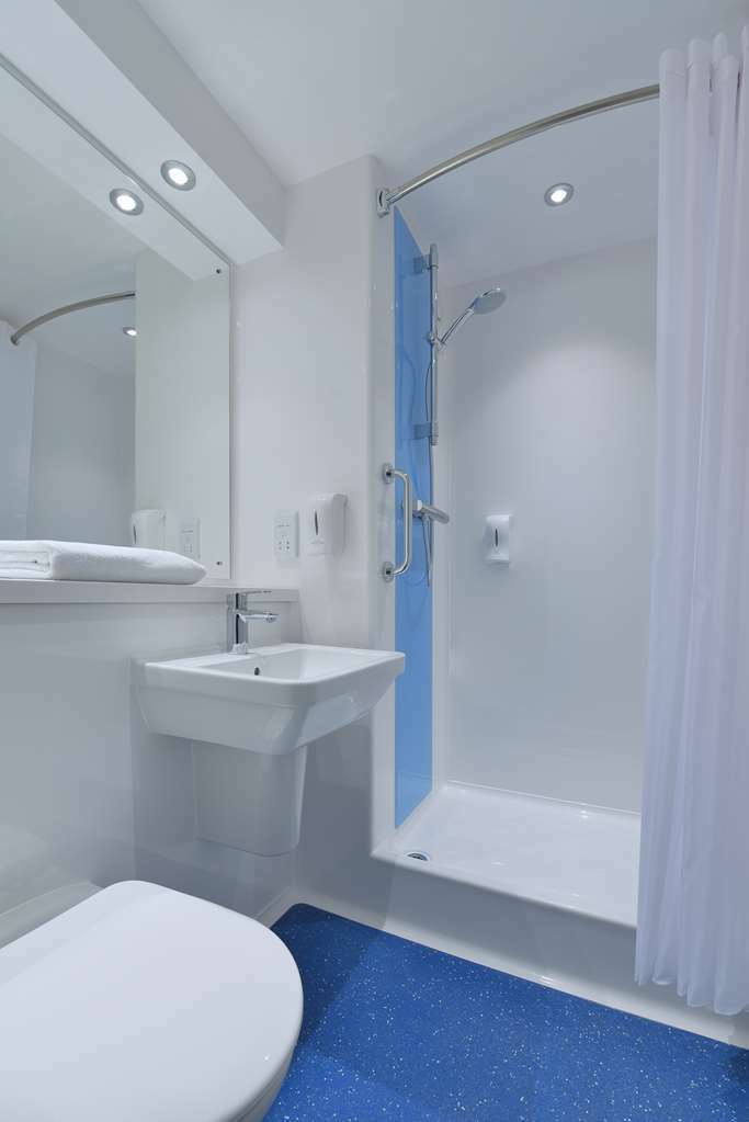 Travelodge London Covent Garden الغرفة الصورة